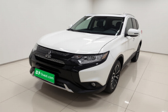 三菱 欧蓝德 2019款 2.0L 两驱畅享版 5座 国VI