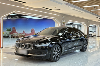 沃尔沃S90 2025款 B5 智雅豪华版