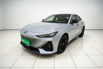 长安UNI-V 2022款 1.5T 尊贵型
