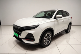 长安欧尚X7 PLUS 2022款 1.5T 蓝鲸版自动尊贵型 7座