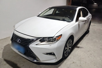 雷克萨斯ES 2015款 300h 舒适版