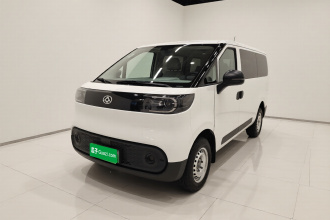 上汽大通MAXUS 大拿V1 2025款 低顶 多功能版 42kWh