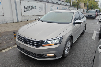 大众 帕萨特 2016款 330TSI DSG尊荣版