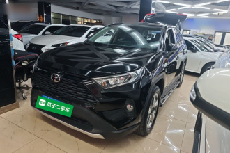 丰田 RAV4荣放 2022款 2.0L CVT两驱风尚版