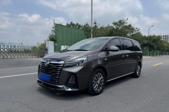 别克GL8 2023款 陆上公务舱 652T 豪华型