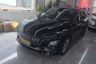 红旗E-QM5 2022款 431km 充电乐享版