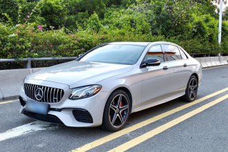 奔驰E级 2017款 E 300 L 运动豪华型
