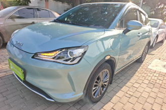 哪吒汽车 哪吒V 2022款 潮 400 Lite
