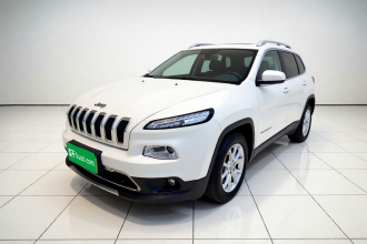 Jeep 自由光 2017款 2.0L 优越版