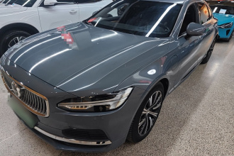 沃尔沃S90新能源 2022款 T8 E驱混动 智逸豪华版