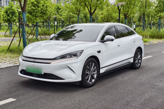 比亚迪 秦L 2025款 EV 545KM超越型