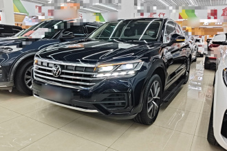 大众 途锐 2021款 3.0TSI 锐享版 经典运动套装