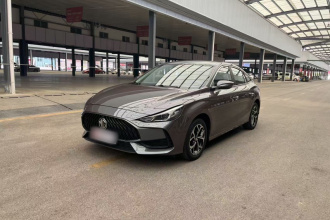 名爵 MG5 2022款 180DVVT 手动青春风尚版