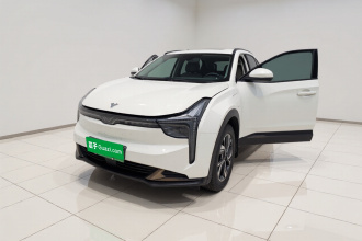 哪吒汽车 哪吒U 2022款 智400 Pro 三元锂