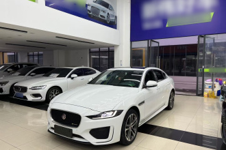 捷豹XEL 2023款 2.0T 250PS R-DYNAMIC S进取运动版