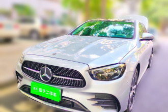 奔驰E级新能源 2022款 改款 E 350 e L 插电式混合动力轿车