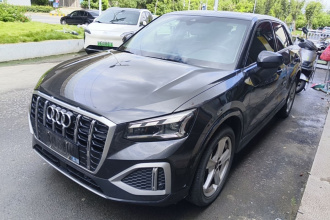 奥迪Q2L 2022款 35 TFSI 进取致雅型