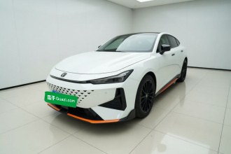 长安UNI-V 2024款 1.5T 尊贵运动型