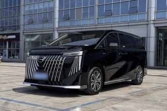 广汽传祺 传祺M8 2024款 大师系列 400T 尊贵版