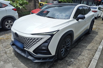 长安UNI-T 2022款 2.0T 尊贵型