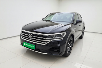 大众 途锐 2021款 3.0TSI 锐享版 经典运动套装