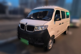 金杯 小海狮X30 2023款 1.5L 超享型客车5/6/7座无空调版SWC15M