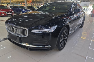 沃尔沃S90 2022款 B5 智逸豪华版