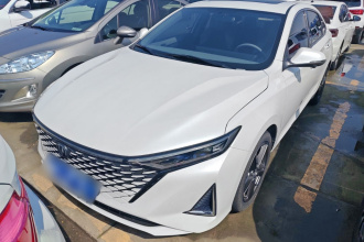 长安 锐程PLUS 2023款 1.5T DCT尊贵型