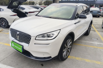 林肯 冒险家 2022款 2.0T 四驱尊耀版