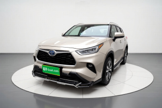 丰田 汉兰达 2023款 2.5L智能电混双擎两驱尊贵版 7座