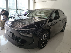 小鹏G7 2025款 702 超长续航 Max