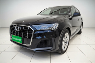 奥迪Q7 2021款 55 TFSI quattro S line运动型