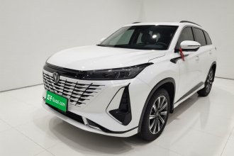 长安CS75 PLUS 2023款 第三代 1.5T 自动尊贵型