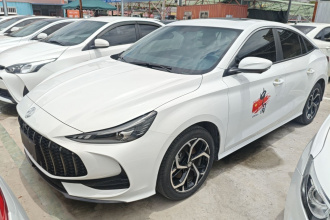 名爵 MG5 2025款 300TGI 全球旗舰版