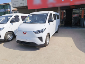 五菱汽车 五菱扬光 2025款 400km 客车版舒适型