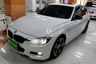 宝马3系 2019款 320i M运动曜夜版