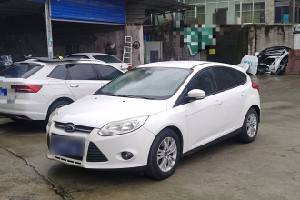 福特 福克斯 2012款 两厢 1.6L 手动舒适型