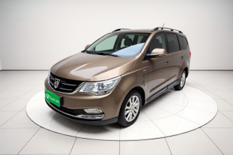 宝骏730 2016款 1.5L 手动舒适型 7座 国V