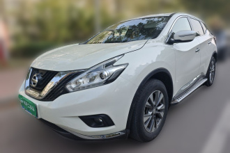日产 楼兰 2021款 2.5L XE 两驱精英版