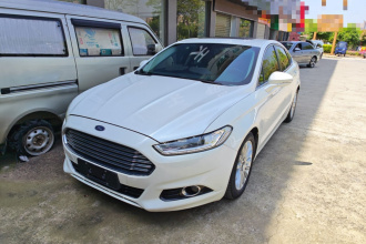 福特 蒙迪欧 2013款 2.0L GTDi200豪华型
