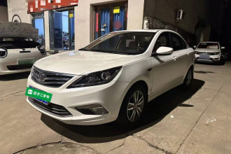 长安 逸动 2015款 1.6L 手动豪华型 国V