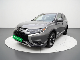 三菱 欧蓝德 2019款 2.4L 四驱致享版 7座 国VI