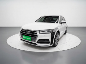 奥迪Q5L 2020款 改款 40 TFSI 荣享时尚型