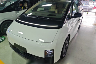 理想汽车 理想MEGA 2025款 Home 家庭特别版