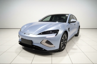 比亚迪 海豹 2022款 550km 标准续航后驱版精英型