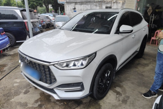比亚迪 宋PLUS 2020款 1.5T 自动豪华型