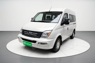上汽大通MAXUS 新途V80 2023款 2.0T 手动经典傲运通短轴中顶5/6座