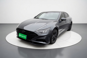 现代 索纳塔 2022款 380TGDi 自动20周年纪念款