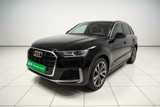 奥迪Q7 2022款 55 TFSI quattro S line运动型
