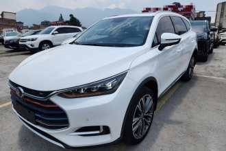 比亚迪 唐 2018款 2.0T 自动智联尊贵型 7座 国V
